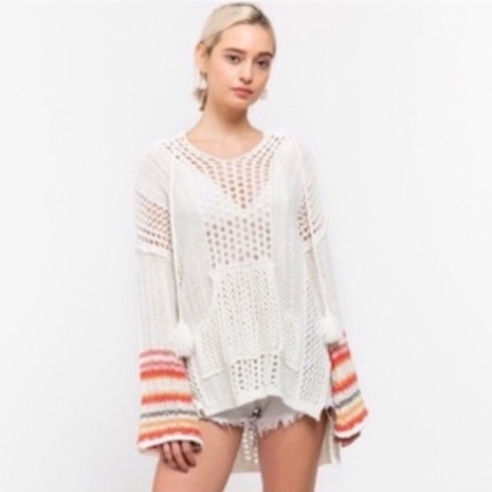 Love Change Italy NWOT cream vneck crochet angel sleeves est L/XL pullover